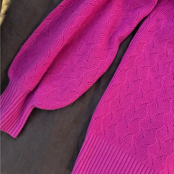 Trina Turk Vibrant Pink Turtleneck Sweater 100% Merino Wool - Picture 3 of 8